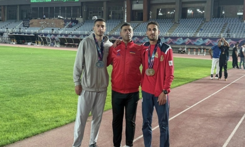 Երվանդ Մկրտչյանը ոսկե, Գոռ Հովակիմյանը՝ արծաթե մեդալակիր