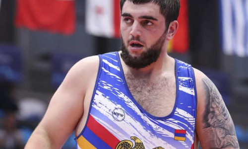 Ըմբշամարտի Մ23 ԵԱ. Արամայիս Հարությունյանը դուրս է եկել կիսաեզրափակիչ