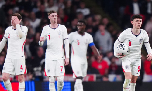 Անգլիան իր պատմության մեջ առաջին անգամ է պարտվել ասիական թիմի