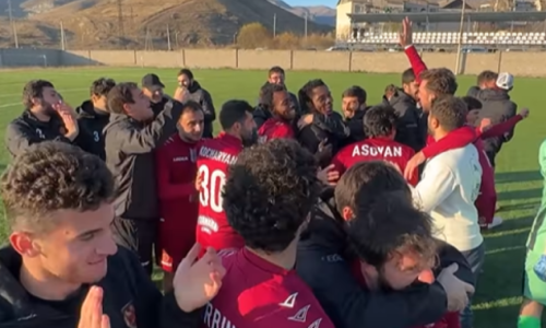 Գերդրամատիկ խաղ Առաջին խմբում․ Հայքը 0։3 հաշվով պարտվելուց հետո հաղթել է Անդրանիկին (տեսանյութ)