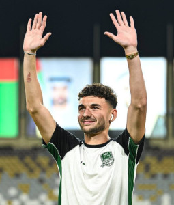 Էդուարդ Սպերցյանին Սոչիում կոլորիտային հայ երկրպագու է դիմավորել