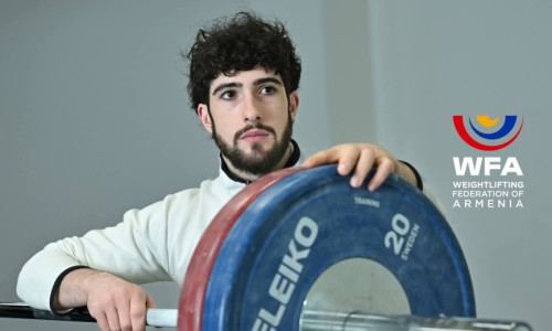 Գառնիկ Չոլակյանը՝ կրկին արծաթե մեդալակիր