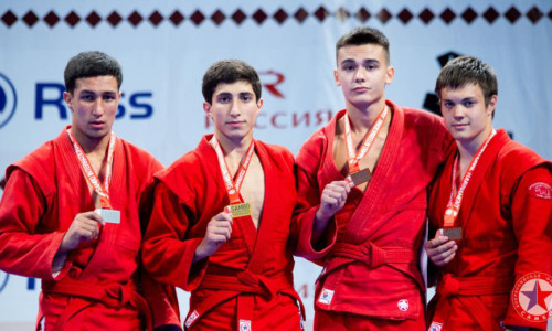 3 բրոնզե մեդալ՝ սամբոյի Եվրոպայի մեծահասակների առաջնությունից