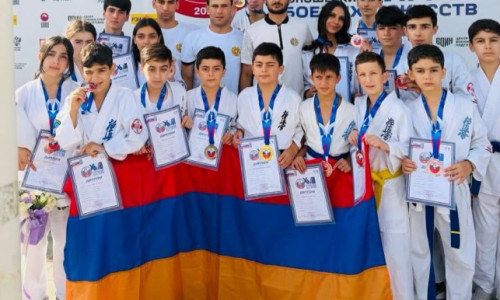 Կիոկուշին կարատեի հայ մարզիկները 16 մեդալ են նվաճել Անապայում 