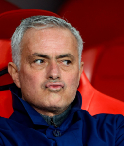 Ձեզ օտարերկրացի մարզիչ պետք չէ․ Մոուրինյուն մերժել է Իտալիայի հավաքականը գլխավորելու տարբերակը