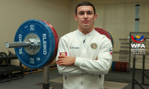 ԵԱ. Գոռ Սահակյանը՝ արծաթե մեդալակիր