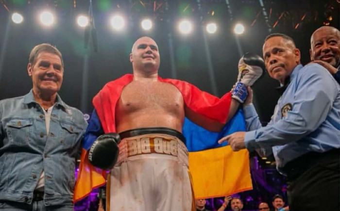 Անպարտելի Գուրգեն Հովհաննիսյանը 10-րդ հաղթանակն է տարել պրոֆեսիոնալ ռինգում