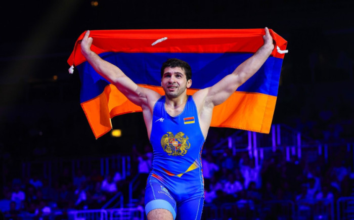 ԵԱ. Մախաս Ամոյանը՝ Եվրոպայի հնգակի չեմպիոն (ՏԵՍԱՆՅՈՒԹ)