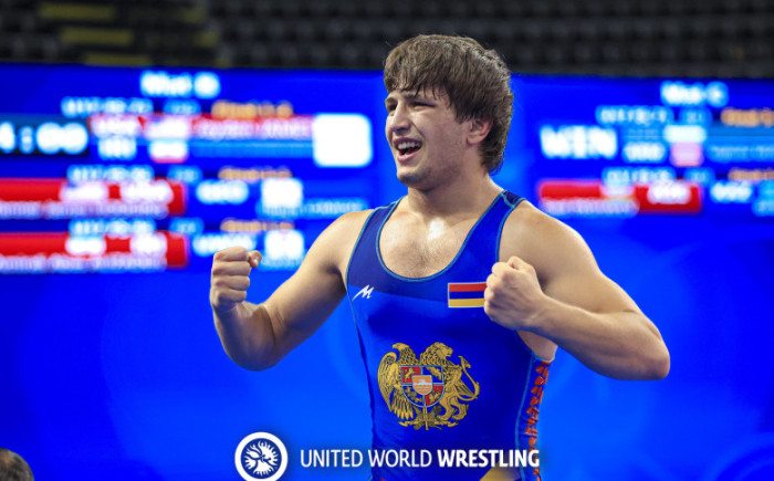 Ազատ ոճային ըմբիշ Եղիշե Մոսեսյանը՝ Մ17 տարեկանների աշխարհի առաջնության բրոնզե մեդալակիր