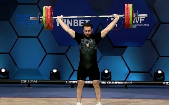 ԵԱ. Ռաֆիկ Հարությունյանի արդյունքը պոկում վարժությունից հետո