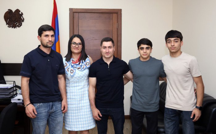 ԿԳՄՍ նախարարի տեղակալ Հասմիկ Ավագյանն ընդունել է մարմնամարզության Եվրոպայի առաջնության մեդալակիրներին