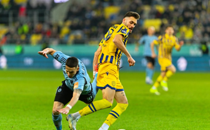 Սլովանը հաղթանակ տոնեց․ Բարսեղյանը դուրս եկավ փոխարինման