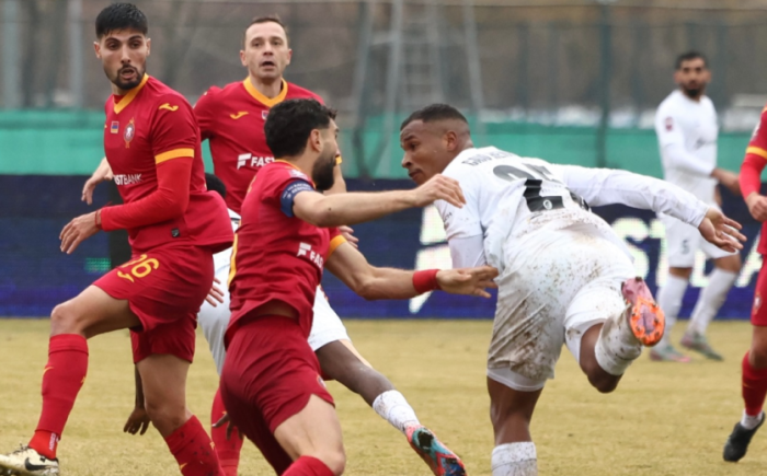 Ալաշկերտ-Փյունիկ․ Մեկնարկային կազմեր, ուղիղ եթեր