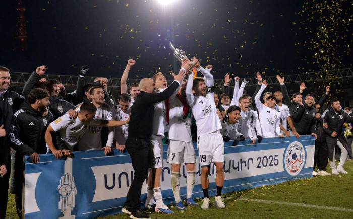 Նոայի յուրօրինակ հեթ-տրիկը, Համբարձումյանն ամենատարեց սուպերգավաթակիրների տասնյակում. Սուպերգավաթի հանդիպումը՝ 10 փաստով 