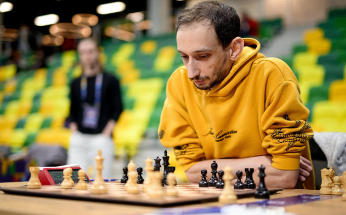 Շախմատի անհատական ԵԱ. 5-րդ խաղափուլից հետո Ռոբերտ Հովհաննիսյանը կիսում է 1-6-րդ տեղերը