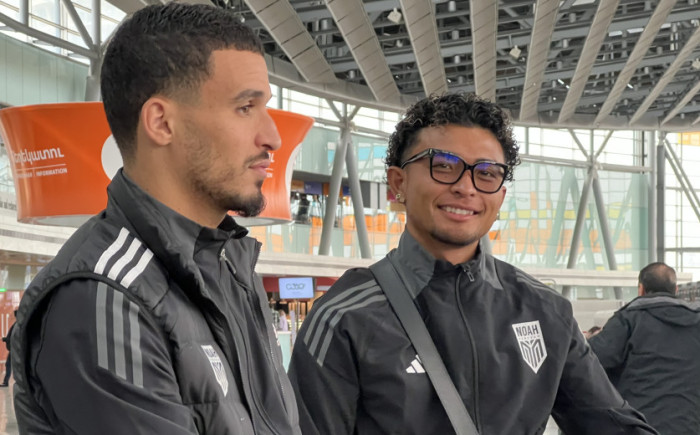 Նոան մեկնում է Ալկմար