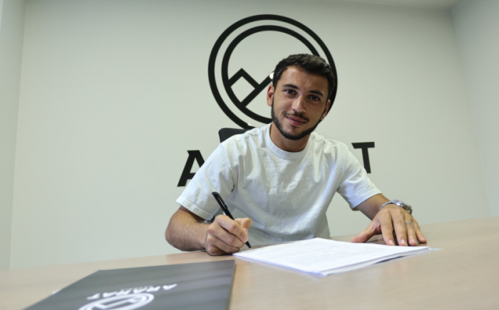 Արարատ-Արմենիան երկարաձգել է պայմանագիրը Շաղոյանի հետ