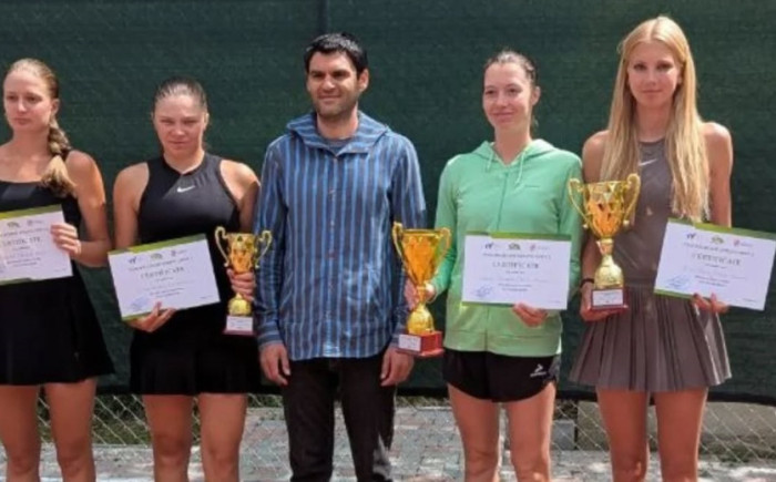 ՀԹՖ նախագահ Վարդան Զաքարյանը պարգևատրել է ITF-ի կանանց վարկանիշային 2-րդ մրցաշարի հաղթողներին