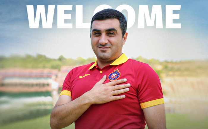 Պաշտոնական. Փյունիկը հայտարարեց Արտակ Օսեյանի հետ պայմանագիր կնքելու մասին