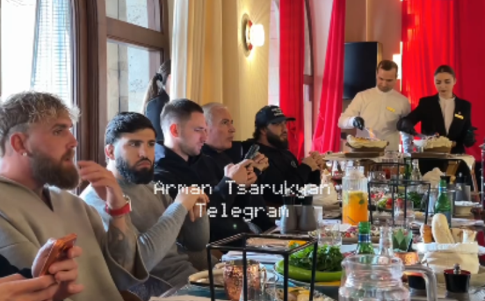 Արման Ծառուկյանը Երևանում է․ նրա հետ Հայաստան է ժամանել նաև Ջեյք Փոլը. տեսանյութ