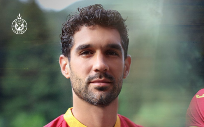 Սերբ պաշտպանը վերադարձել է Փյունիկ