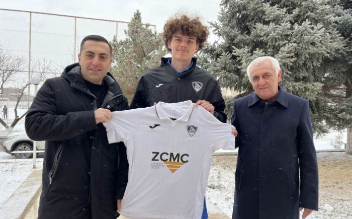 Հայաստանի Մ19 հավաքականի նախկին պաշտպանն ու ևս 2 նորեկ՝ Սյունիքում