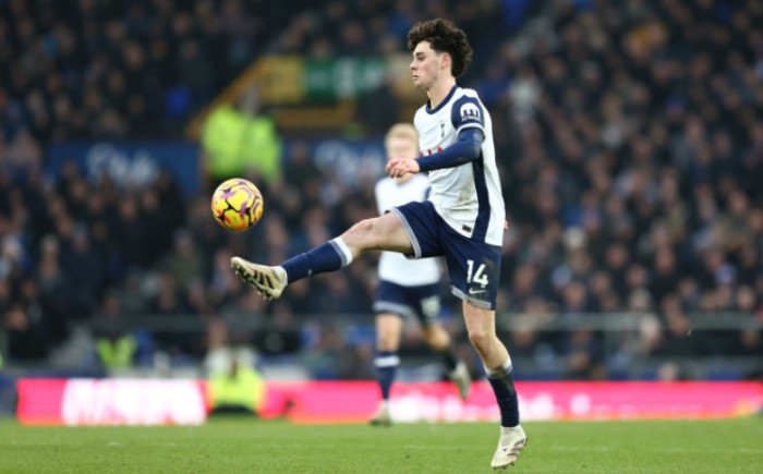 Մանչեսթեր Յունայթեդը հետաքրքրված է Տոտենհեմի պաշտպանով և կփորձի ձեռք բերել նրան, եթե թիմը դուրս մնա ԱՊԼ-ից