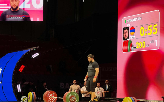 Ծանրորդ Արա Աղանյանը՝ Եվրոպայի առաջնության եռակի փոխչեմպիոն (տեսանյութ)