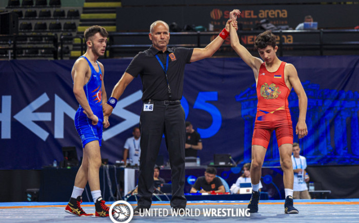 Մարատ Աճեմյանն ու Զավեն Մեժլումյանը՝ ըմբշամարտի Մ17 աշխարհի առաջնության բրոնզե մեդալակիրներ