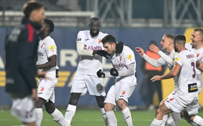 Ցրվենա Զվեզդան անակնկալ պարտություն կրեց․ Տիկնիզյանը խաղաժամանակ չստացավ (տեսանյութ)