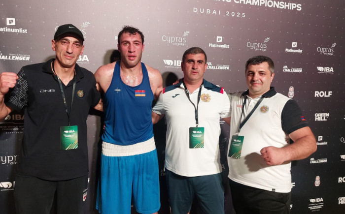 Դավիթ Չալոյանն ու Ռուդոլֆ Գարբոյանը՝ բռնցքամարտի ԱԱ-ի կիսաեզրափակչում