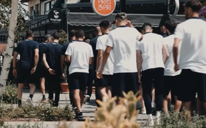 Ազգային հավաքականի ֆուտբոլիստների զբոսանքը Պրիշտինայում