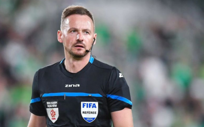 Աբերդին-Նոա հանդիպման մրցավարական անձնակազմը