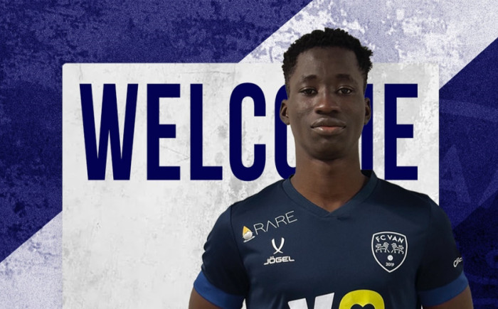 Վանը ներկայացրել է նորեկին