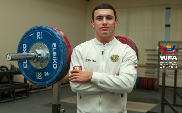 ԵԱ. Գոռ Սահակյանը՝ արծաթե մեդալակիր