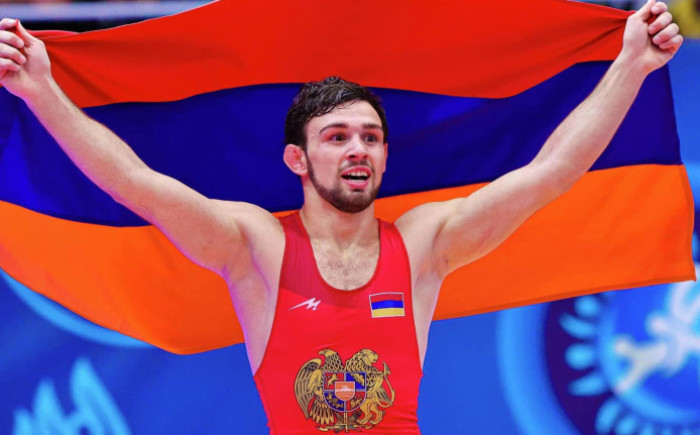 Արսեն Հարությունյանը հերթական ջախջախիչ հաղթանակը տոնեց՝ դուրս գալով կիսաեզրափակիչ