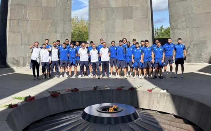 Կիպրոսի Մ21 հավաքականն այցելել է Ծիծեռնակաբերդ հուշահամալիր