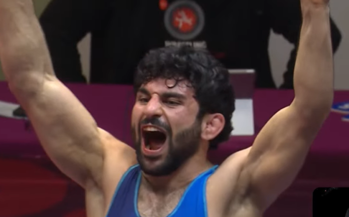 ԵԱ․ Մանվել Խնձրցյանը ջախջախեց Ազամատ Տուսկաևին ու նվաճեց բրոնզե մեդալ