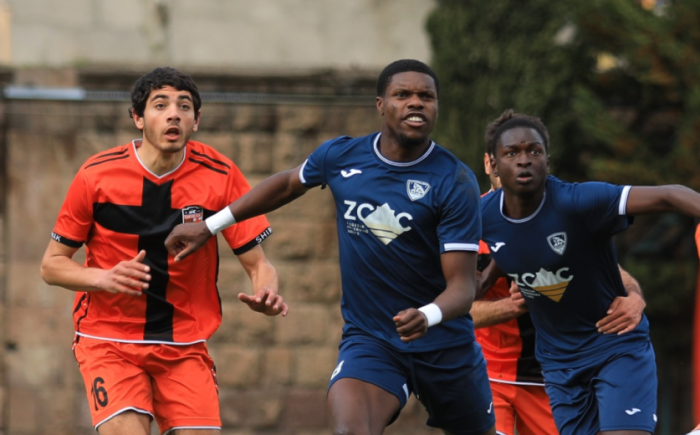 Սյունիքի 8 ֆուտբոլիստ գրավել է Շիրակ 2-ի դարպասը