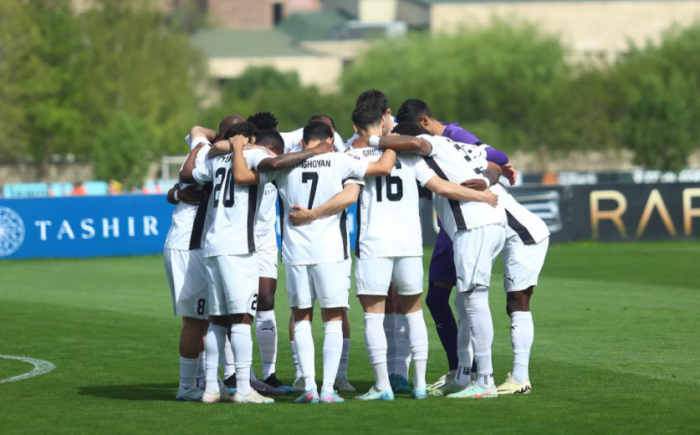 Վեստ Արմենիա-Արարատ-Արմենիա․ Մեկնարկային կազմեր․ Ուղիղ եթեր