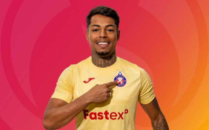 Խամես Սանթոսը վերադարձել է Փյունիկ